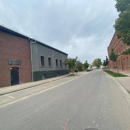 Prima Inn Unterkunft Direkt Ueber Der "Bar Am Minimax" Neuruppin Eksteriør billede